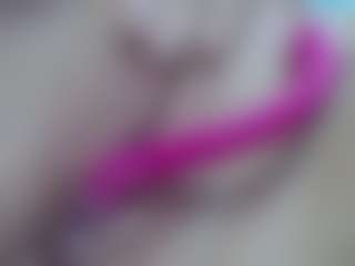 ishaRose's Live Sex Cam Show