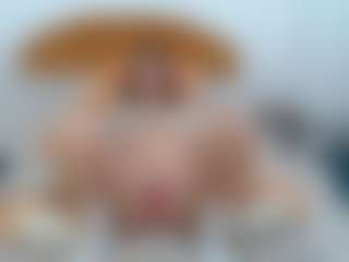 Live cam show with ishaRose - Nipple Piercings on Dolls Live