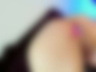 IvannaOrtizz's Live Sex Cam Show