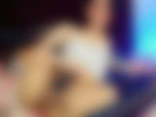 IvannaOrtizz's Live Sex Cam Show