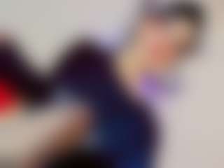 IvannaOrtizz's Live Sex Cam Show