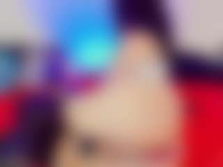Live cam show with IvannaOrtizz - Small Tits on Milfs Live