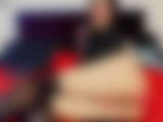 IvannaOrtizz's Live Sex Cam Show