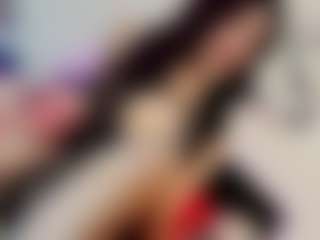 IvannaOrtizz's Live Sex Cam Show