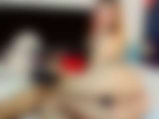 IvannaOrtizz's Live Sex Cam Show