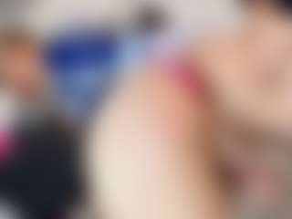 Live cam show with IvannaOrtizz - Orgasm on CamClone