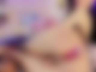 Live cam show with IvannaOrtizz - Smoking on Camsoda