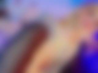Show de câmera ao vivo com IvannaOrtizz - Small Tits no Camsoda