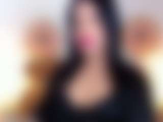 Live cam show with zoe-hecate - Drinking on CamwithHer