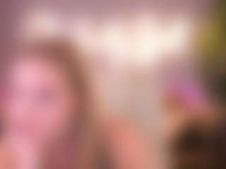 Live cam show with CelesteNoirr - Blue Eyes on Milfs Live