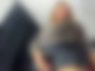 kazsandrah's Live Sex Cam Show