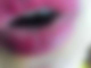 Live cam show with kazsandrah - Ass Bouncing on Latina Girls
