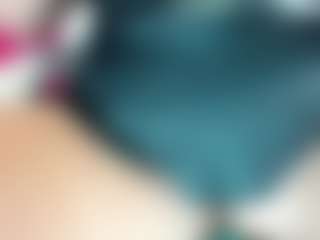 kazsandrah's Live Sex Cam Show