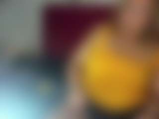 kazsandrah's Live Sex Cam Show