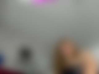 kazsandrah's Live Sex Cam Show