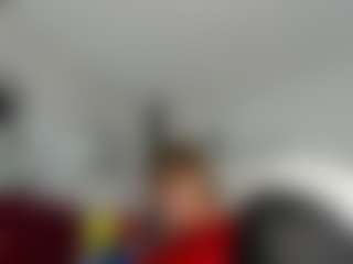 kazsandrah MILF webcam performer live streaming