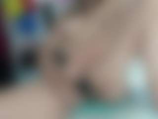 kazsandrah's Live Sex Cam Show