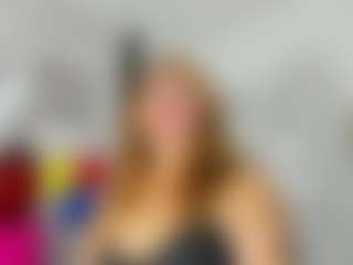 Live cam show with kazsandrah - Blonde Hair Middle Aged on realtime-chat