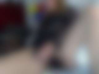 Live cam show with kazsandrah - Granny Dildo on Ass Tok
