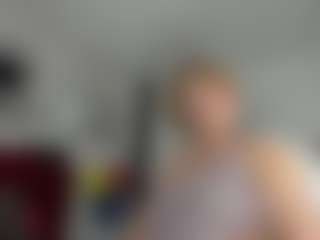Live cam show with kazsandrah - Tattoos Granny on Big Tits
