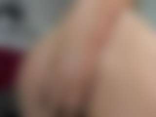 kazsandrah MILF webcam performer live streaming