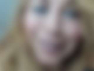 kazsandrah MILF webcam performer live streaming