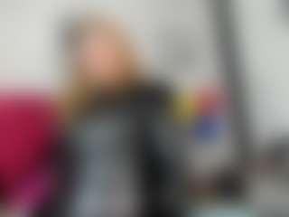 kazsandrah MILF webcam performer live streaming