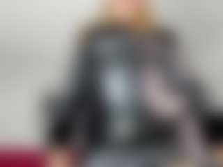 kazsandrah MILF webcam performer live streaming