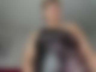 Live cam show with kazsandrah - Spy Granny on 1on1-livenow