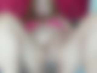 Live cam show with kazsandrah - Brown Eyes on TeamSkeetLive