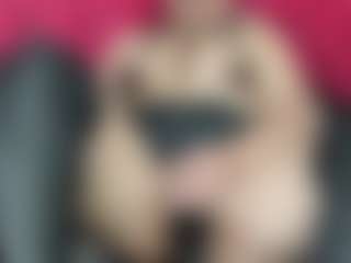 Live cam show with kazsandrah - Smoking on Chatstar