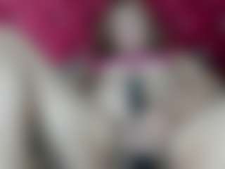 Live cam show with kazsandrah - BBW Mature on TeamSkeetLive