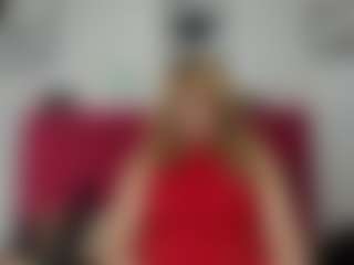Live cam show with kazsandrah - Interactivetoy Granny on https://playwithruby.com