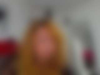 Live cam show with kazsandrah - Trimmed Granny on CamwithHer
