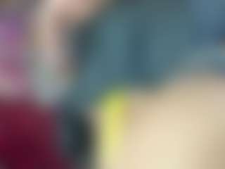Live cam show with kazsandrah - Interactivetoy Granny on Camming Site