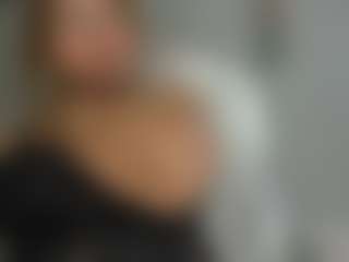 Live cam show with kazsandrah - Brown Eyes Mature on xxxlivecams.org