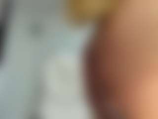 kazsandrah's Live Sex Cam Show