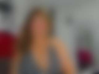 kazsandrah MILF webcam performer live streaming