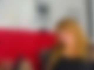 Live cam show with kazsandrah - Trimmed Granny on Camsoda