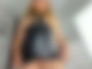 Live cam show with kazsandrah - Interactivetoy Granny on Camsoda