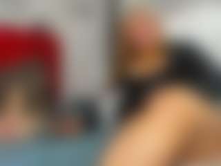 Live cam show with kazsandrah - Spank MILF on pussylord.com