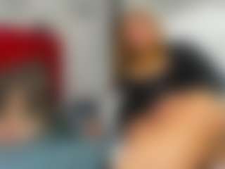 Live cam show with kazsandrah - Tease Mature on Lustler