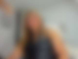 Live cam show with kazsandrah - Middle Aged on Stripli.com