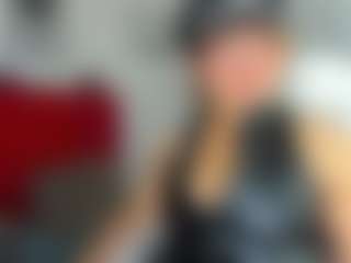 Live cam show with kazsandrah - Blonde Hair MILF on milfzrlive.com