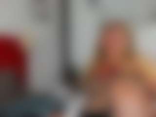 Live cam show with kazsandrah - Granny Dildo on Camsoda