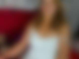 Live cam show with kazsandrah - Blonde Hair Middle Aged on Camsoda