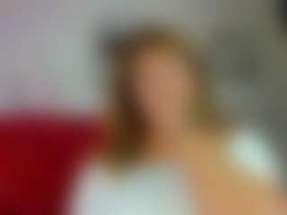 Live cam show with kazsandrah - Blonde Hair Middle Aged on Camsoda