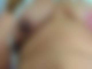 Live cam show with kazsandrah - Granny Blonde Hair on StripNow