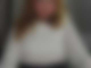 kazsandrah MILF webcam performer live streaming