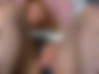 Live cam show with kazsandrah - Granny on Camsoda